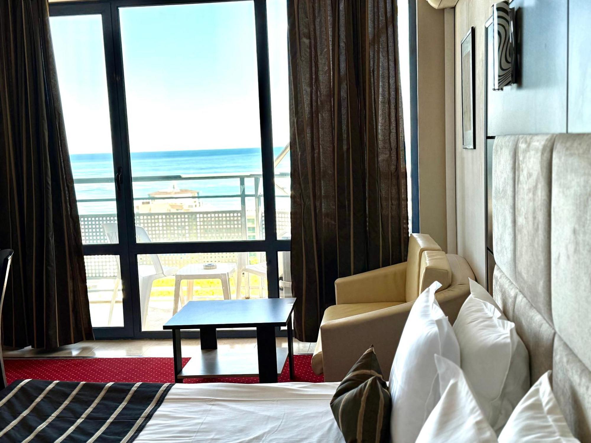 Hotel Rеgina Golden Sands Luaran gambar