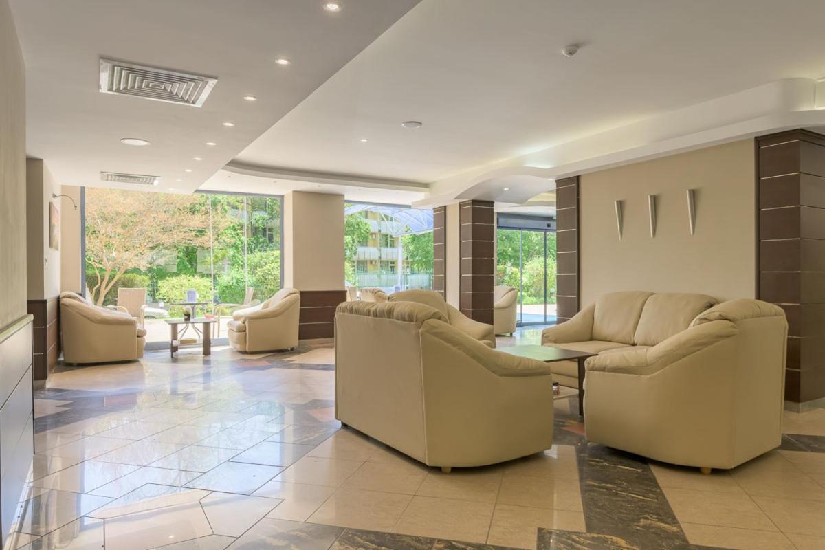 Hotel Rеgina Golden Sands Luaran gambar