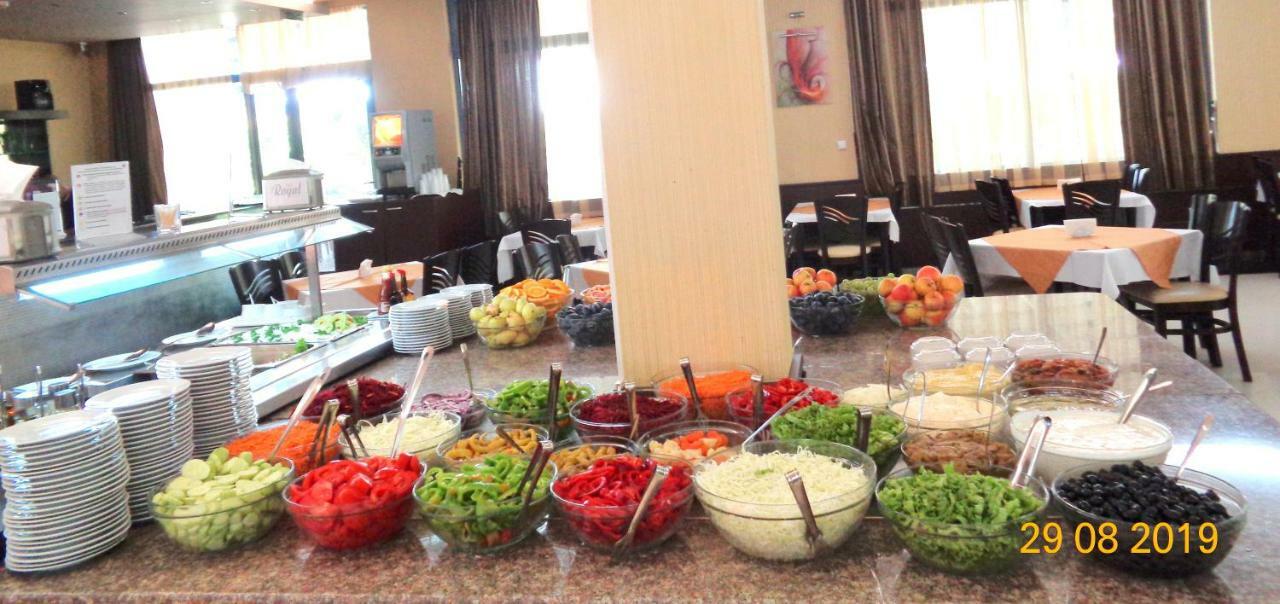 Hotel Rеgina Golden Sands Luaran gambar